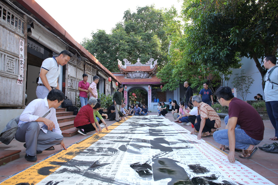 Triển lãm Hàn Mặc , nơi ươm mầm những tài năng thư pháp trẻ